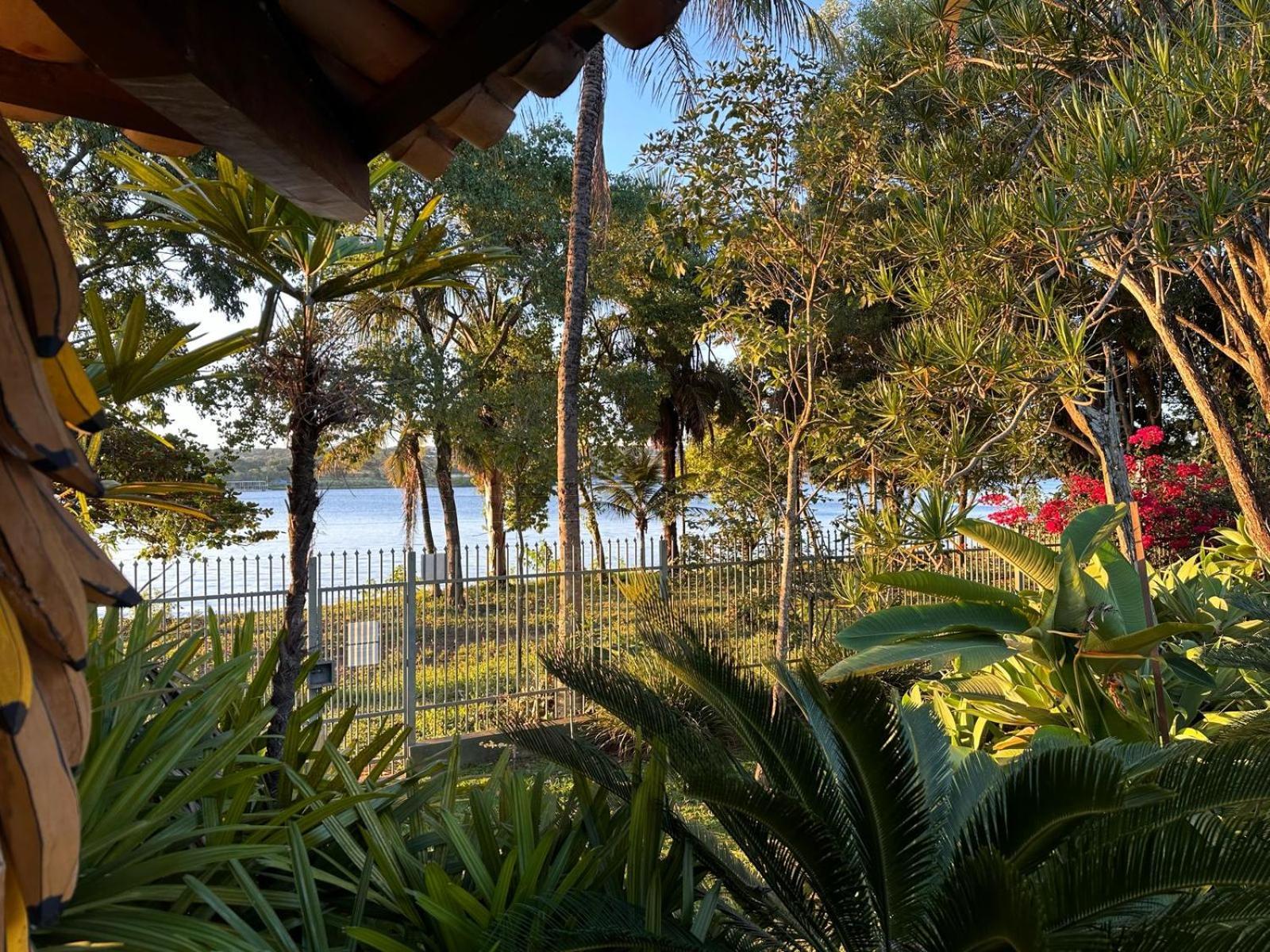 Casa Do Lago Hospedaria Бразилиа Экстерьер фото